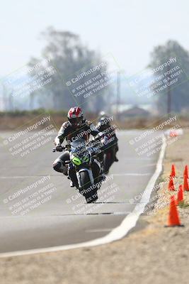 media/Sep-20-2025-TrackDaz (Sat) [[27f0cde673]]/B Group/220pm (Turn 9)/